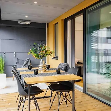 Апартаменты Sari's Luxury In The Center *