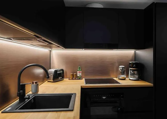 Sari's Luxury In The Center Apartamento *